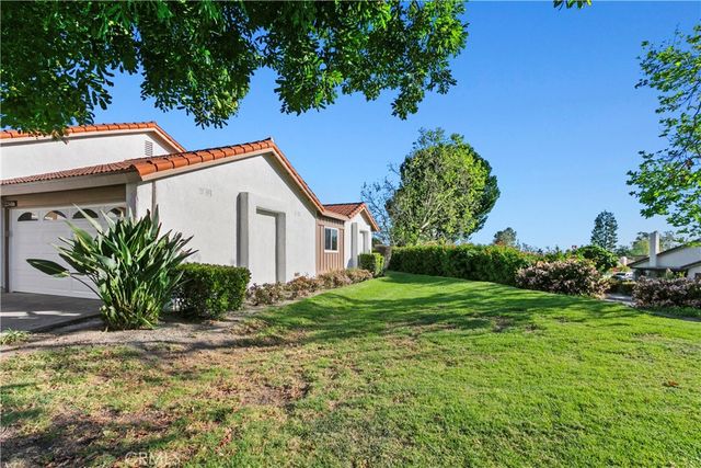 23986 Calle Alonso, Mission Viejo, CA 92692