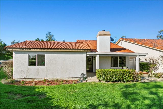 23986 Calle Alonso, Mission Viejo, CA 92692