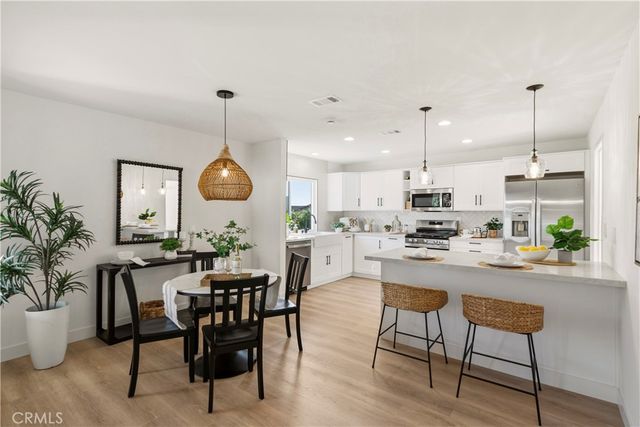 23986 Calle Alonso, Mission Viejo, CA 92692