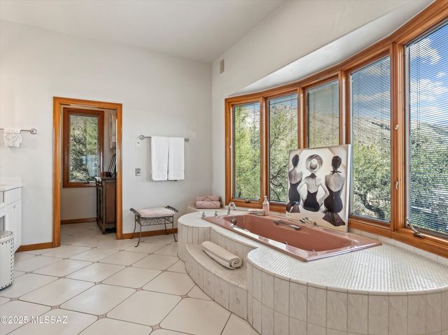 5887 E Placita Alta Reposa, Tucson, AZ 85750