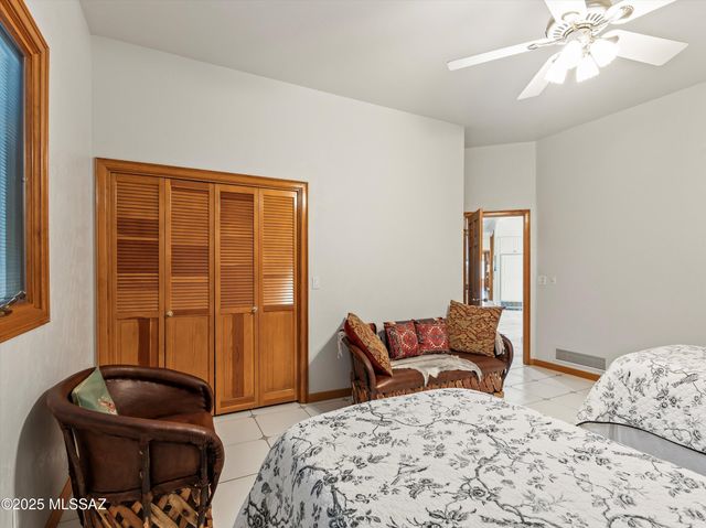 5887 E Placita Alta Reposa, Tucson, AZ 85750