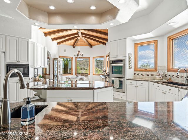 5887 E Placita Alta Reposa, Tucson, AZ 85750