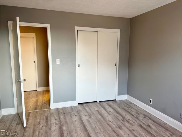 11850 Edgewater Drive, Lakewood, OH 44107