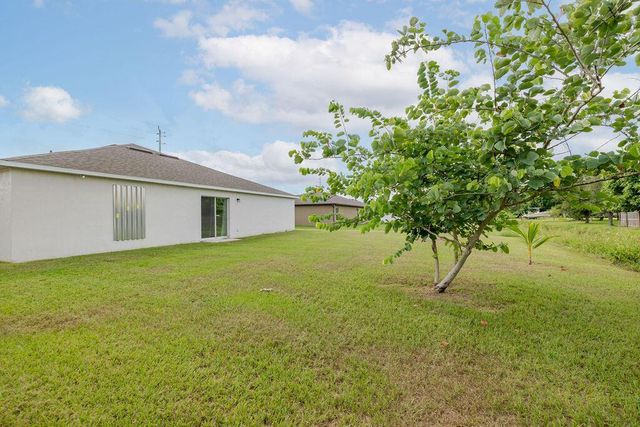 362 NW Bayshore Boulevard, Port St Lucie, FL 34983