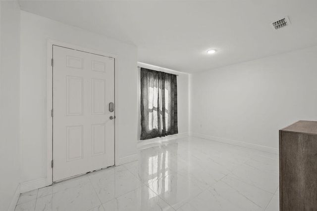 362 NW Bayshore Boulevard, Port St Lucie, FL 34983