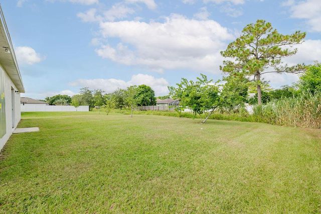 362 NW Bayshore Boulevard, Port St Lucie, FL 34983