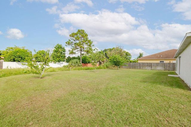 362 NW Bayshore Boulevard, Port St Lucie, FL 34983