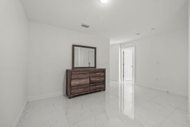 362 NW Bayshore Boulevard, Port St Lucie, FL 34983