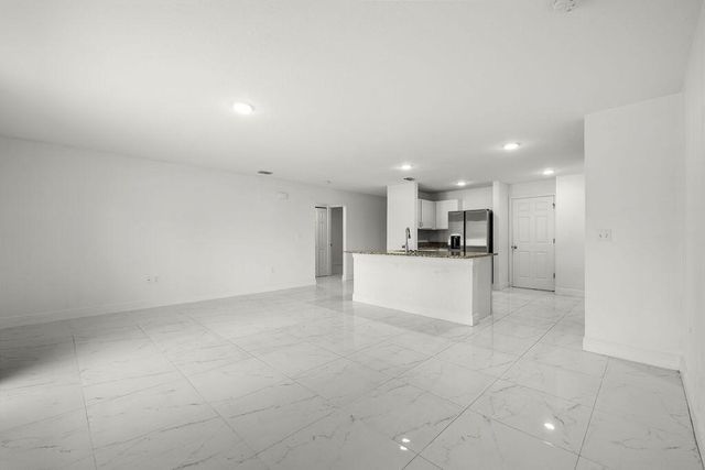 362 NW Bayshore Boulevard, Port St Lucie, FL 34983