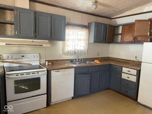 11077 E Rader Lane, Solsberry, IN 47459