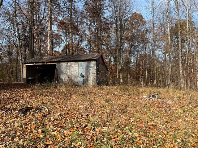 11077 E Rader Lane, Solsberry, IN 47459