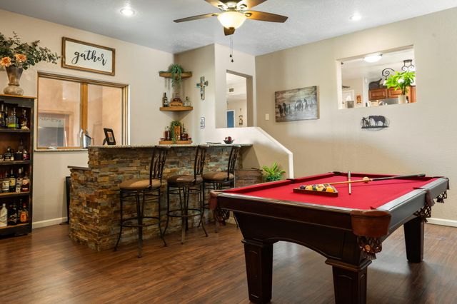 5900 Jones Place NW, Albuquerque, NM 87120