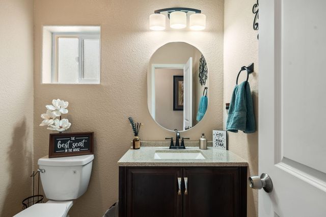 5900 Jones Place NW, Albuquerque, NM 87120