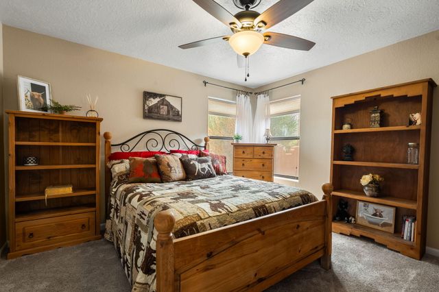5900 Jones Place NW, Albuquerque, NM 87120