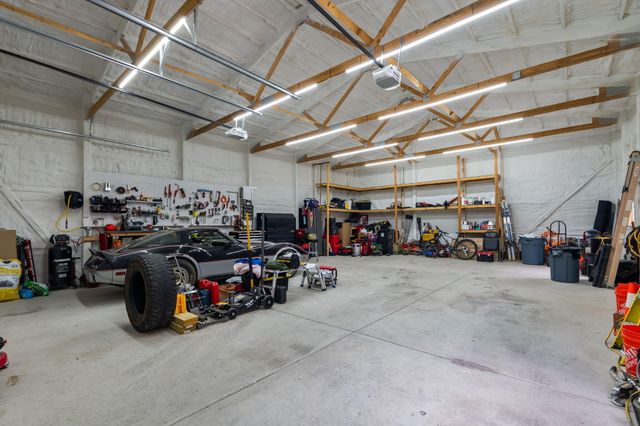 5900 Jones Place NW, Albuquerque, NM 87120