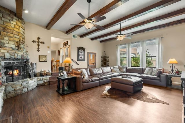 5900 Jones Place NW, Albuquerque, NM 87120