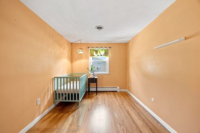 47 Overlook Dr, Easthampton, MA 01027