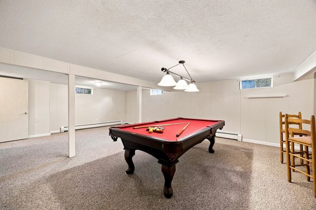 47 Overlook Dr, Easthampton, MA 01027