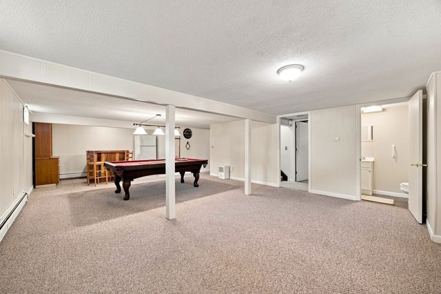47 Overlook Dr, Easthampton, MA 01027