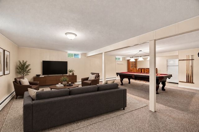 47 Overlook Dr, Easthampton, MA 01027