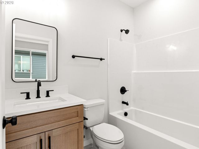 7488 Se 51st Ave, Portland, OR 97206