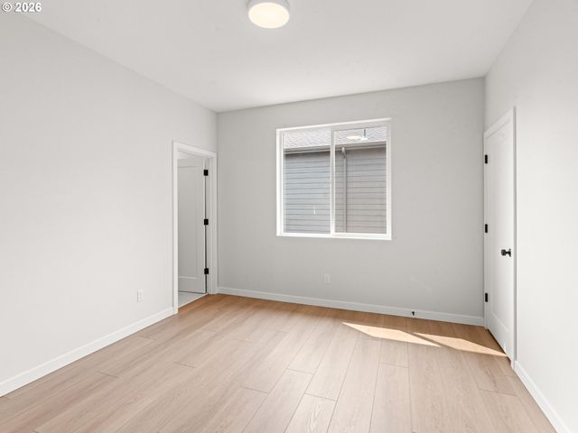 7488 Se 51st Ave, Portland, OR 97206