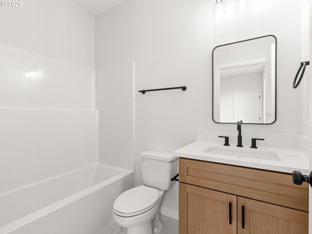 7488 Se 51st Ave, Portland, OR 97206