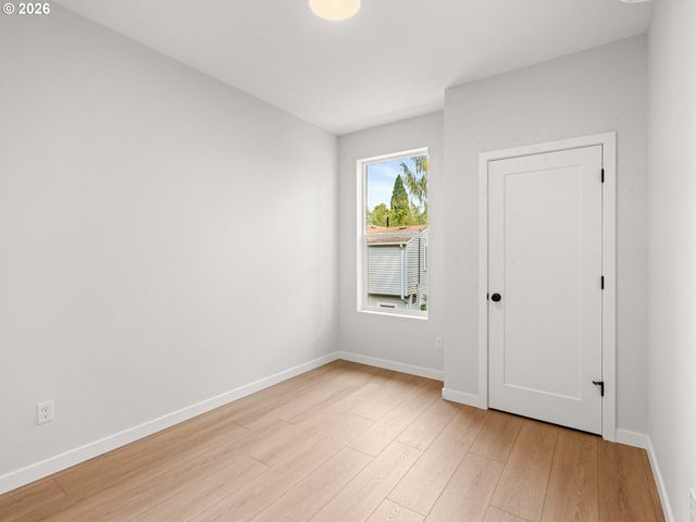 7488 Se 51st Ave, Portland, OR 97206