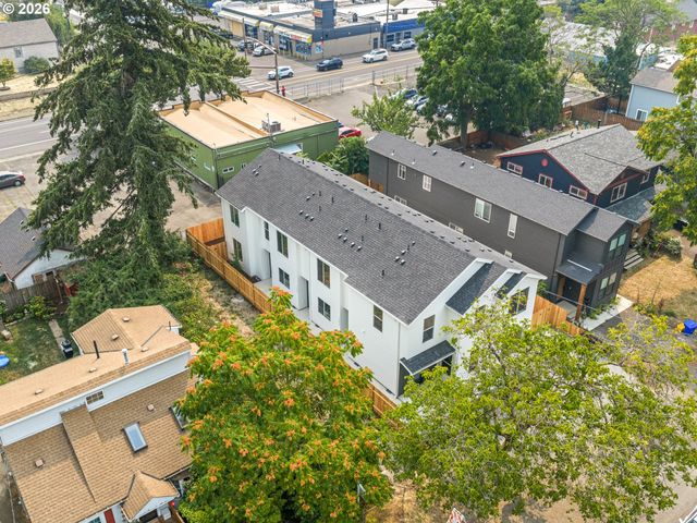 7488 Se 51st Ave, Portland, OR 97206