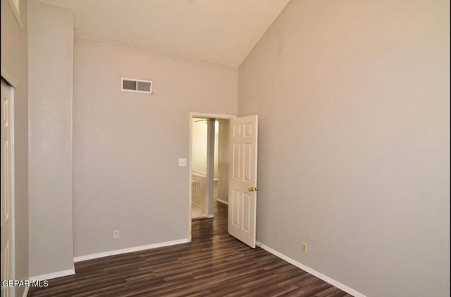 11108 WHITEY FORD Street, El Paso, TX 79934