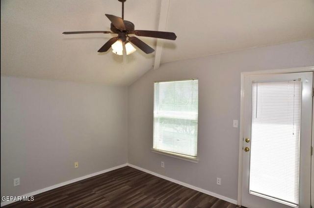 11108 WHITEY FORD Street, El Paso, TX 79934