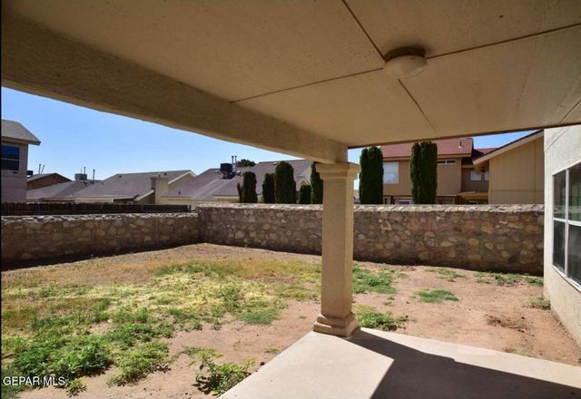 11108 WHITEY FORD Street, El Paso, TX 79934