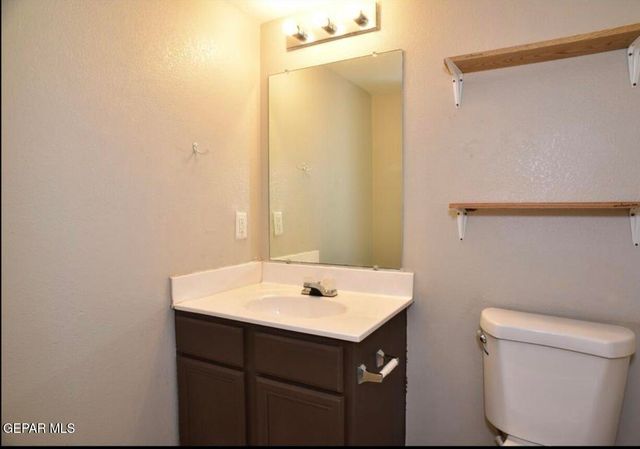 11108 WHITEY FORD Street, El Paso, TX 79934
