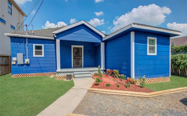 2712 Link Road, Houston, TX 77009
