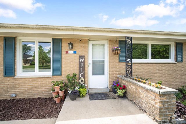 117 W Monroe STREET, Port Washington, WI 53074
