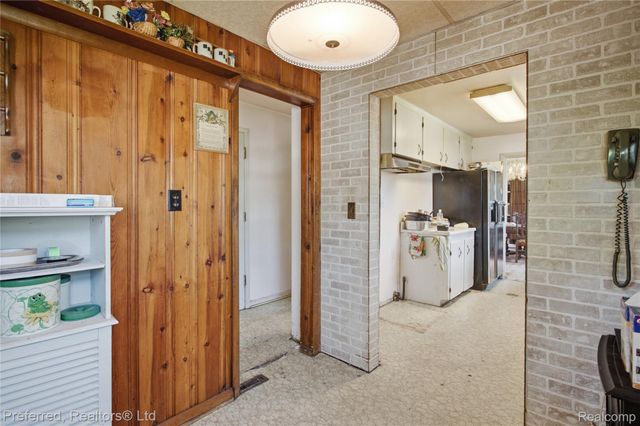 860 Palmer Street, Plymouth, MI 48170