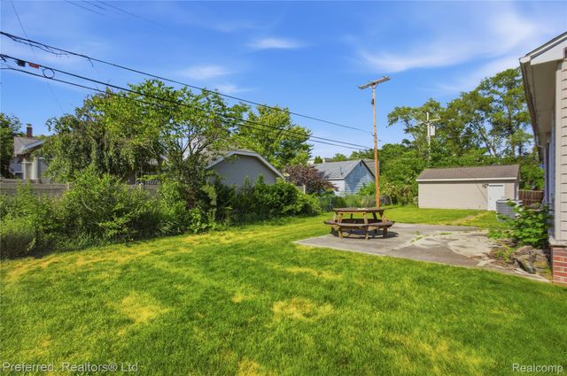 860 Palmer Street, Plymouth, MI 48170