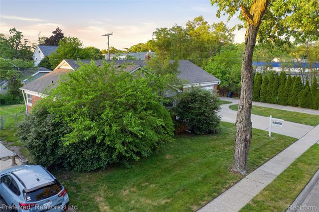 860 Palmer Street, Plymouth, MI 48170