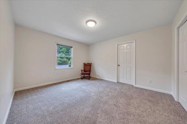 430 Virginian DR, Christiansburg, VA 24073