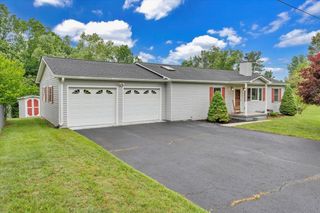 430 Virginian DR, Christiansburg, VA 24073