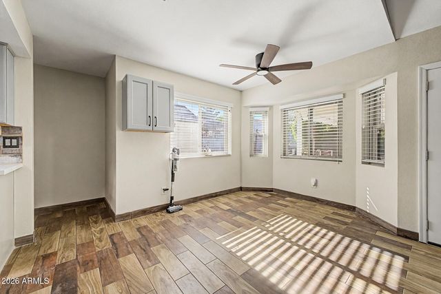 7338 E GREENWAY Street, Mesa, AZ 85207