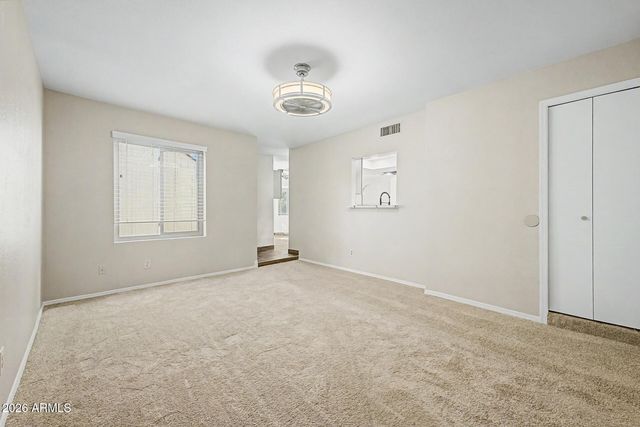 7338 E GREENWAY Street, Mesa, AZ 85207