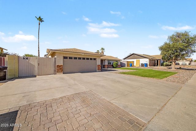 7338 E GREENWAY Street, Mesa, AZ 85207