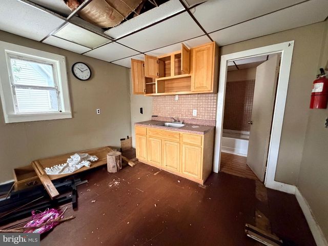 143-145 OAK ST, Bridgeton, NJ 08302