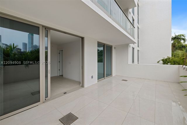 2200 Brickell Ave 206, Miami, FL 33129