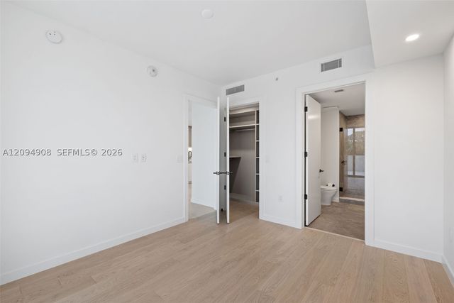 2200 Brickell Ave 206, Miami, FL 33129