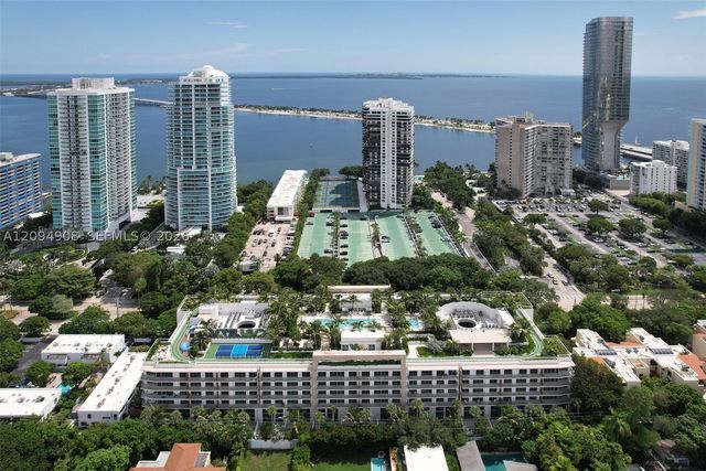 2200 Brickell Ave 206, Miami, FL 33129