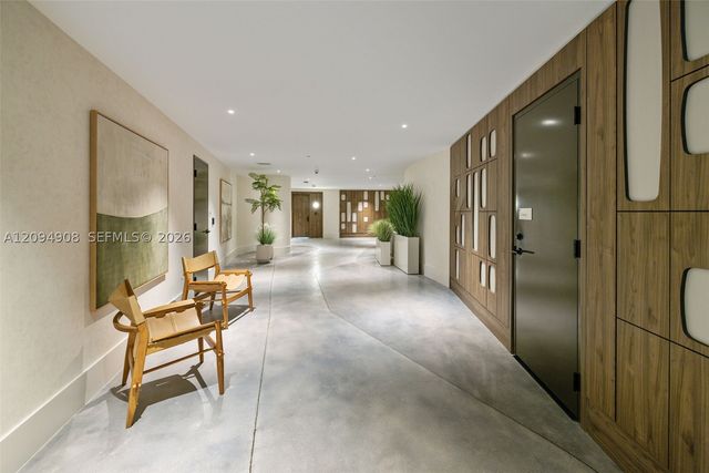 2200 Brickell Ave 206, Miami, FL 33129