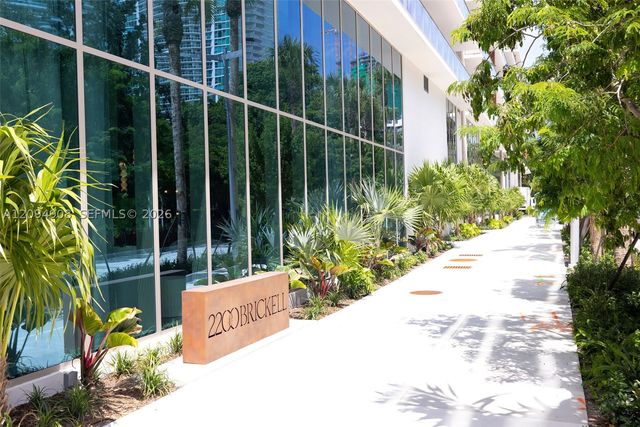 2200 Brickell Ave 206, Miami, FL 33129