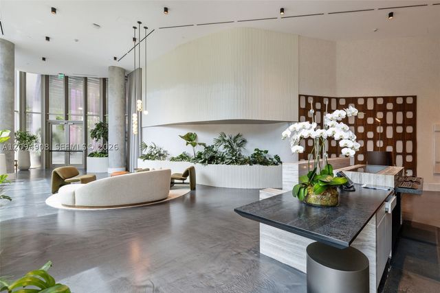 2200 Brickell Ave 206, Miami, FL 33129